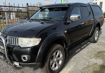 Mitsubishi L200 212.000 km 9.499 &euro; Euskirchen 53879