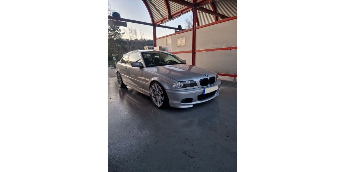 BMW 323 206.000 km 6.900 &euro; Mühlacker 75417