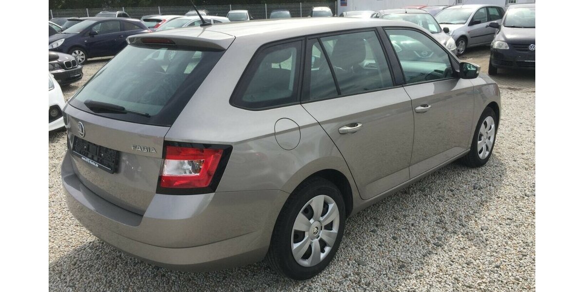 Skoda Fabia Kombi,Klima,8 Fach Bereift! Tüv Neu! 195.000 km 6.400 &euro; Himmelkron 95502