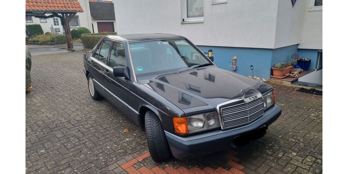 Mercedes-Benz 190 126.000 km 6.999 &euro; Dassel 37586