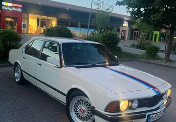BMW 735 158.000 km 22.950 &euro; München 80939
