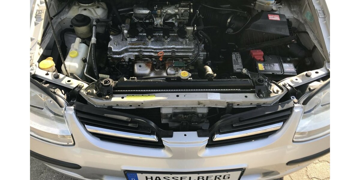 Nissan Almera Tino Luxury 189.500 km 1.999 &euro; Hamburg 22339