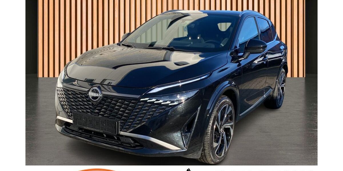 Nissan Qashqai 15.733 km 29.980 &euro; Dresden 01328