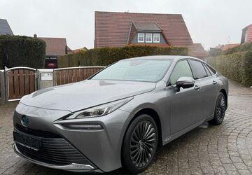 Toyota Mirai 59.000 km 15.200 &euro; Braunschweig 38112