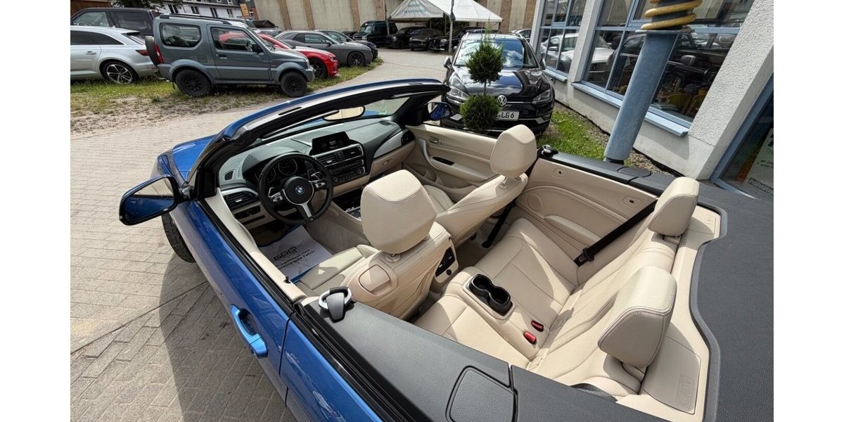 BMW 220 220i Cabrio M paket 34000Km 34.000 km 21.499 &euro; Rudolstadt 07407