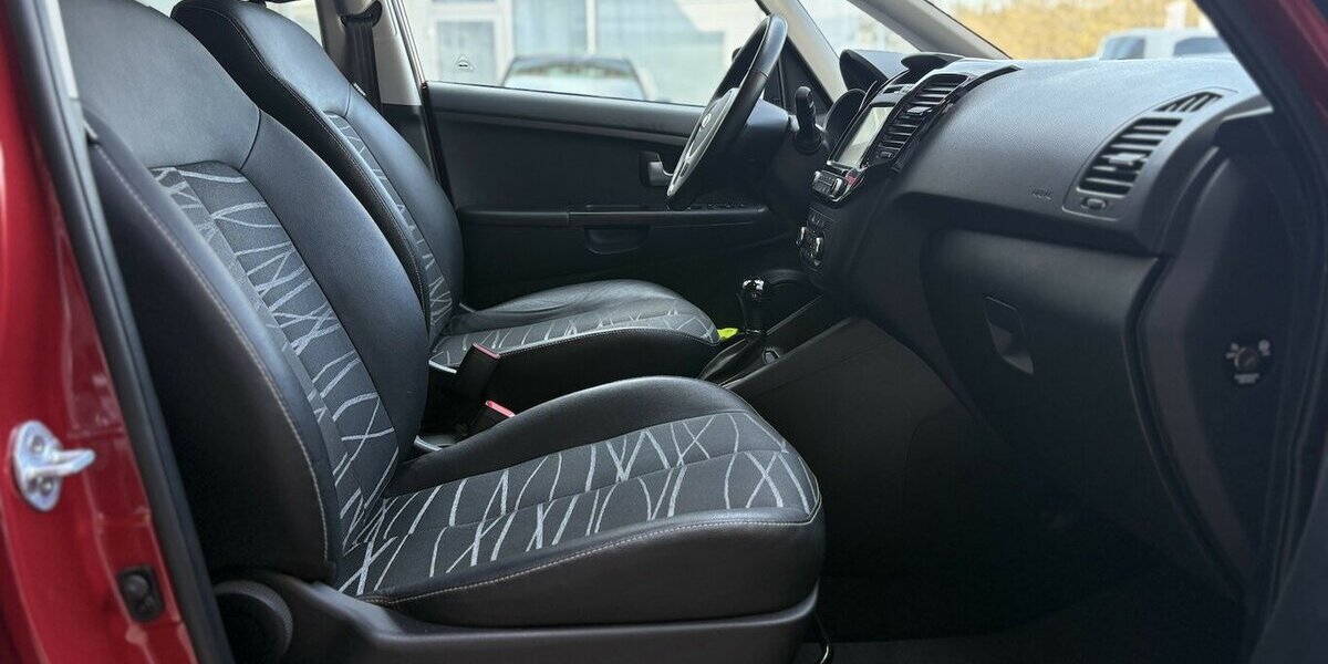 Kia Venga 1.6 CVVT Dream Team KAMERA/NAVI/KEYLESS 38.810 km 14.900 &euro; Villingen-Schwenningen 78054