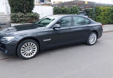 BMW 740 219.000 km 11.800 &euro; Ludwigshafen 67063