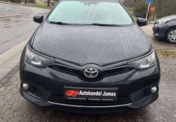 Toyota Auris 58.000 km 13.490 &euro; Nohfelden O.t. Wolfersweiler 66625