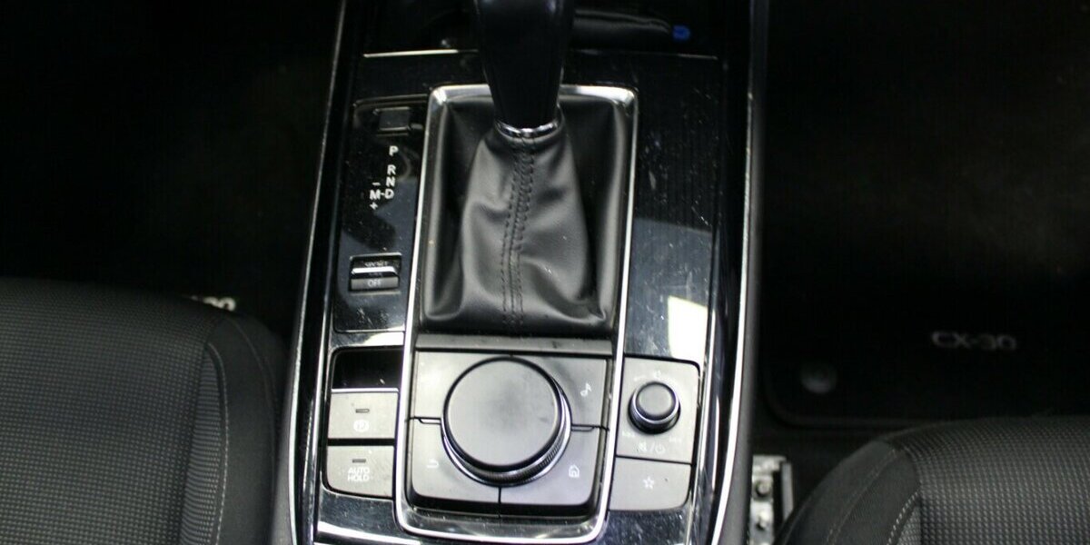 Mazda CX-30 e-SKYACTIV - Drive EXCLUSIVE-LINE 37.610 km 22.980 &euro; Euskirchen 53881