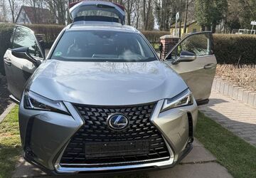 Lexus UX 83.399 km 20.450 &euro; Ketzin 14669