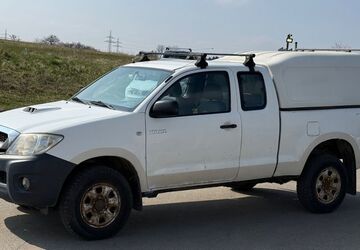 Toyota Hilux 283.000 km 7.850 &euro; Dotternhausen 72359