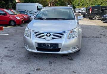Toyota Avensis 150.620 km 7.000 &euro; Essen 45355