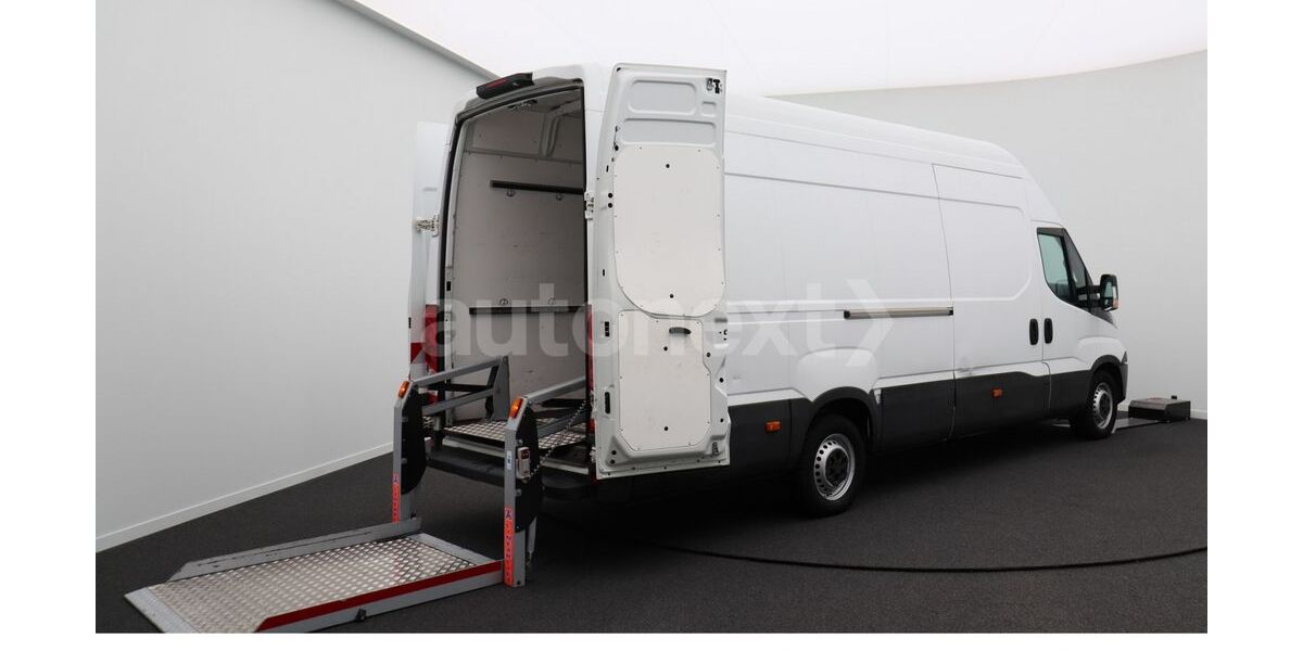 IVECO Andere 28.050 km 30.333 &euro; Mönchengladbach 41066