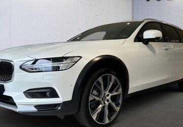 Volvo V90 Cross Country 5.900 km 69.950 &euro; Kassel 34123