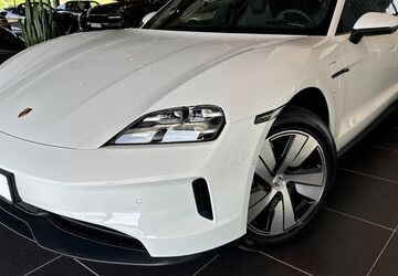 Porsche Taycan 8.900 km 93.900 &euro; Hilzingen 78247