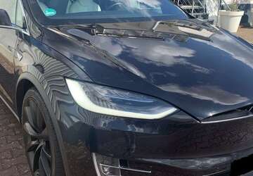 Tesla Model X 63.897 km 36.950 &euro; Kaarst 41564