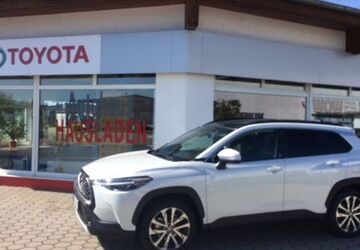 Toyota Corolla Cross 9.900 km 35.800 &euro; Cham 93413