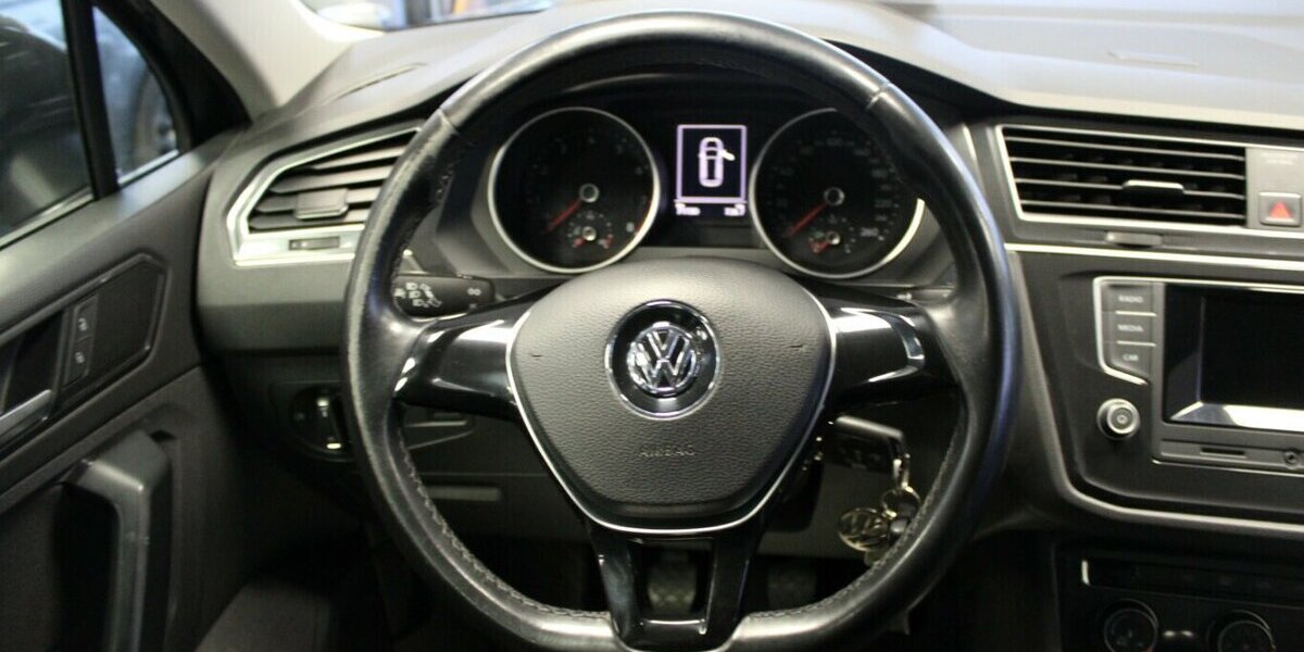 VW Tiguan 1.4 TSI BMT Trendline - AHK - 71.108 km 15.980 &euro; Euskirchen 53881