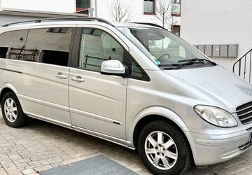 Mercedes-Benz Viano 211.000 km 9.900 &euro; München 81249