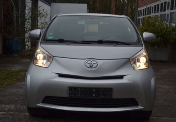 Toyota IQ 47.000 km 6.470 &euro; köln 50969