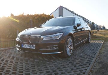 BMW 750 293.000 km 21.700 &euro; Nadrensee 17329