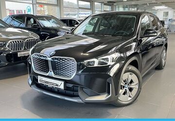 BMW iX1 28.377 km 34.490 &euro; Tübingen 72072