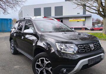 Dacia Duster 69.000 km 14.700 &euro; Steinbach Taunus 61449