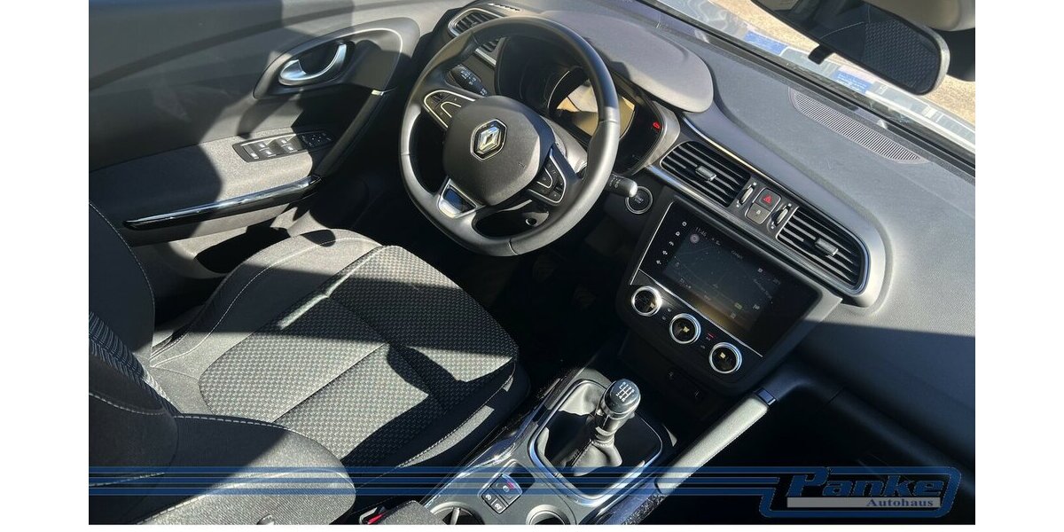 Renault Kadjar Equilibre 1.3*NAV*RFK*LED*S&S*Tempo* 20.000 km 18.990 &euro; Berlin 13187