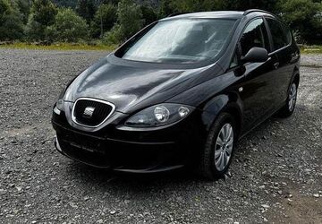 Seat Altea 100.000 km 2.990 &euro; kiel 24103