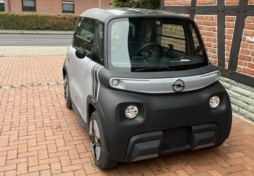 Opel rocks e 8.211 km 8.000 &euro; hamm 59065