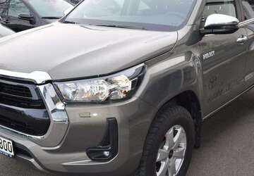 Toyota Hilux 2.000 km 54.500 &euro; Weingarten 88250