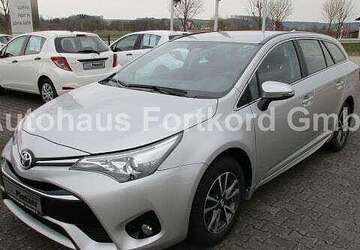 Toyota Avensis 64.980 km 18.390 &euro; Bielefeld 33689