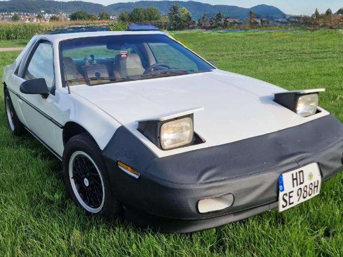 Pontiac Fiero 150.000 km 4.000 &euro; Weinheim, Stadt 69469