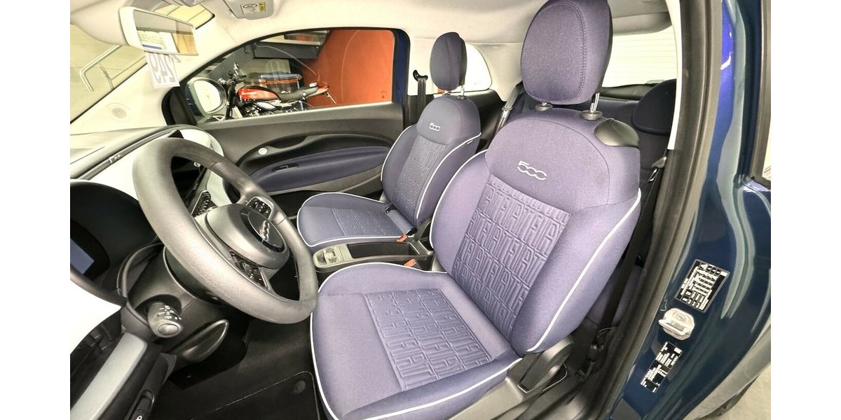 Fiat 500e Action CarPlay Android Automatik 1.Hand 18.400 km 13.440 &euro; Lich 35423