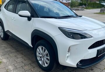 Toyota Yaris Cross 53.748 km 24.900 &euro; Bischofswiesen 83483