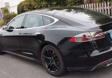 Tesla Model S 245.000 km 18.800 &euro; Waldsolms 35647