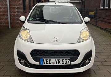 Peugeot 107 49.000 km 3.599 &euro; Damme 49401