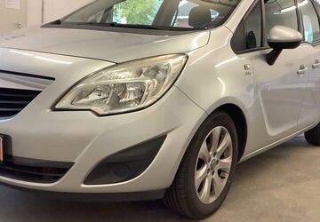 Opel Meriva 87.000 km 6.999 &euro; Lauterbach hessen 36341