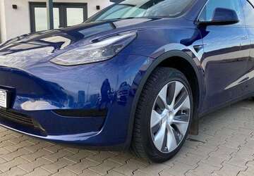 Tesla Model Y 56.445 km 28.499 &euro; Bergtheim 97241