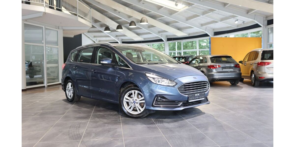 Ford S-Max 49.868 km 24.980 &euro; Nuthetal 14558