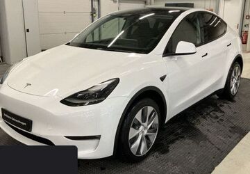 Tesla Model Y 28.772 km 38.200 &euro; Obertraubling 93083