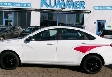 Lada Vesta 35.600 km 7.980 &euro; Schwarzenbek 21493