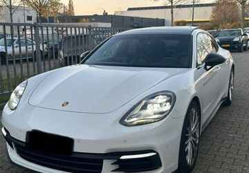 Porsche Panamera 280.000 km 37.950 &euro; cuijk 