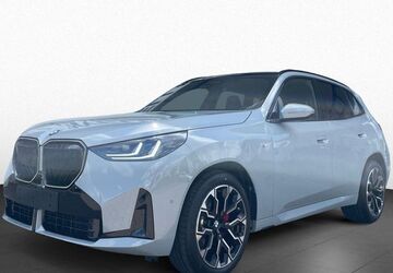 BMW X3 11.900 km 61.730 &euro; Hamburg 21073