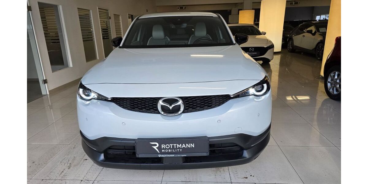 Mazda MX-30 32.445 km 14.390 &euro; Oberhausen 46149