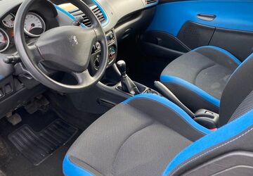 Peugeot 206 144.000 km 2.500 &euro; Hattenhofen 73110