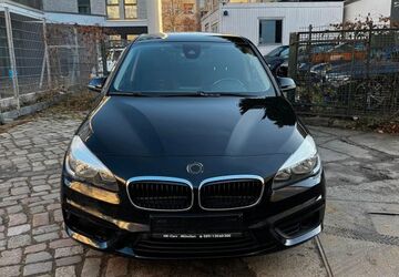 BMW 216 239.000 km 6.999 &euro; Berlin 13187