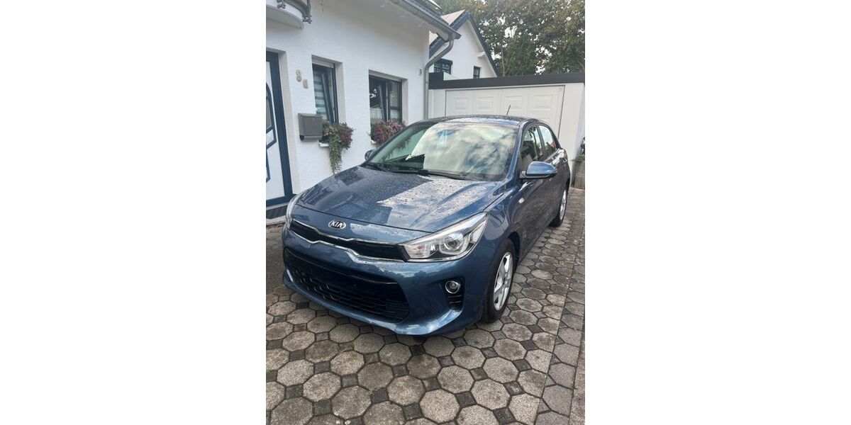 Kia Rio 46.800 km 13.999 &euro; Paderborn 33100