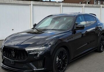 Maserati Levante 92.300 km 11.111 &euro; Oberhausen 46045