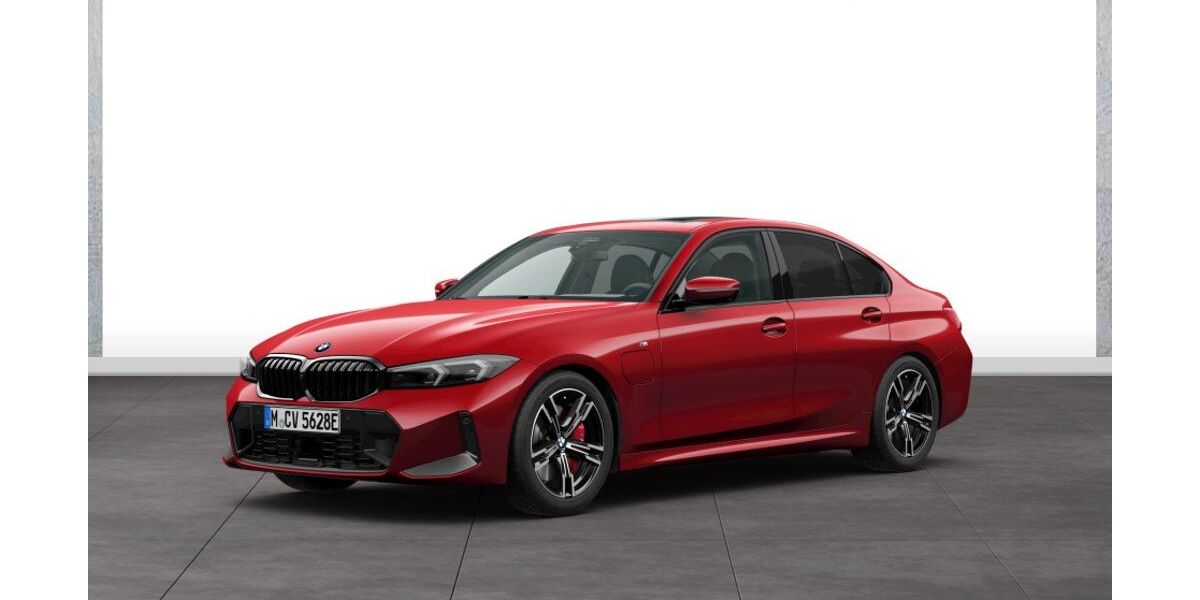 BMW 330 3.282 km 52.890 &euro; Dillenburg 35684